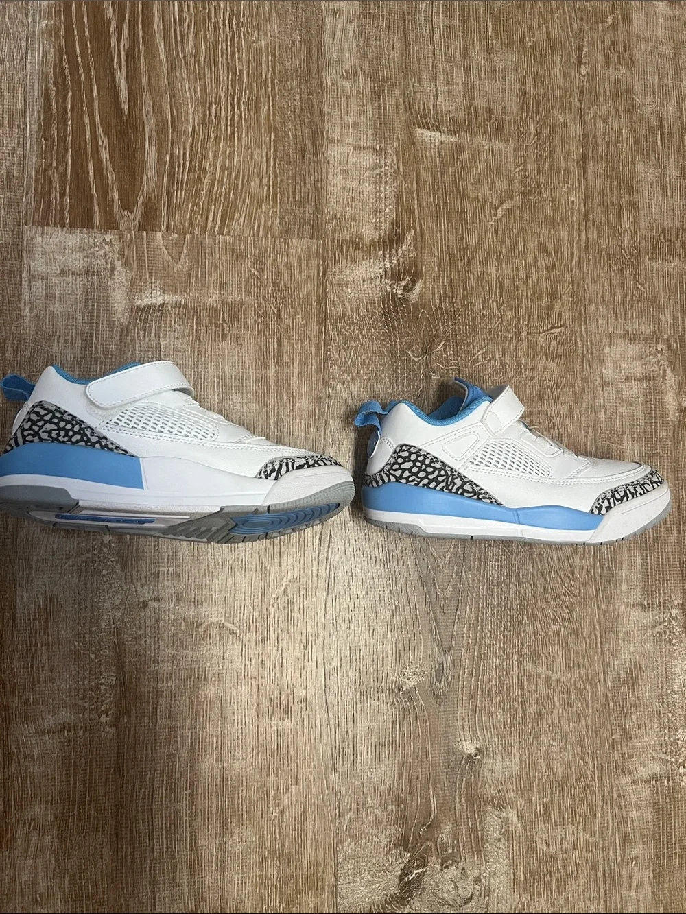 Jordan Spizike Low Sneakers size 1.5Y